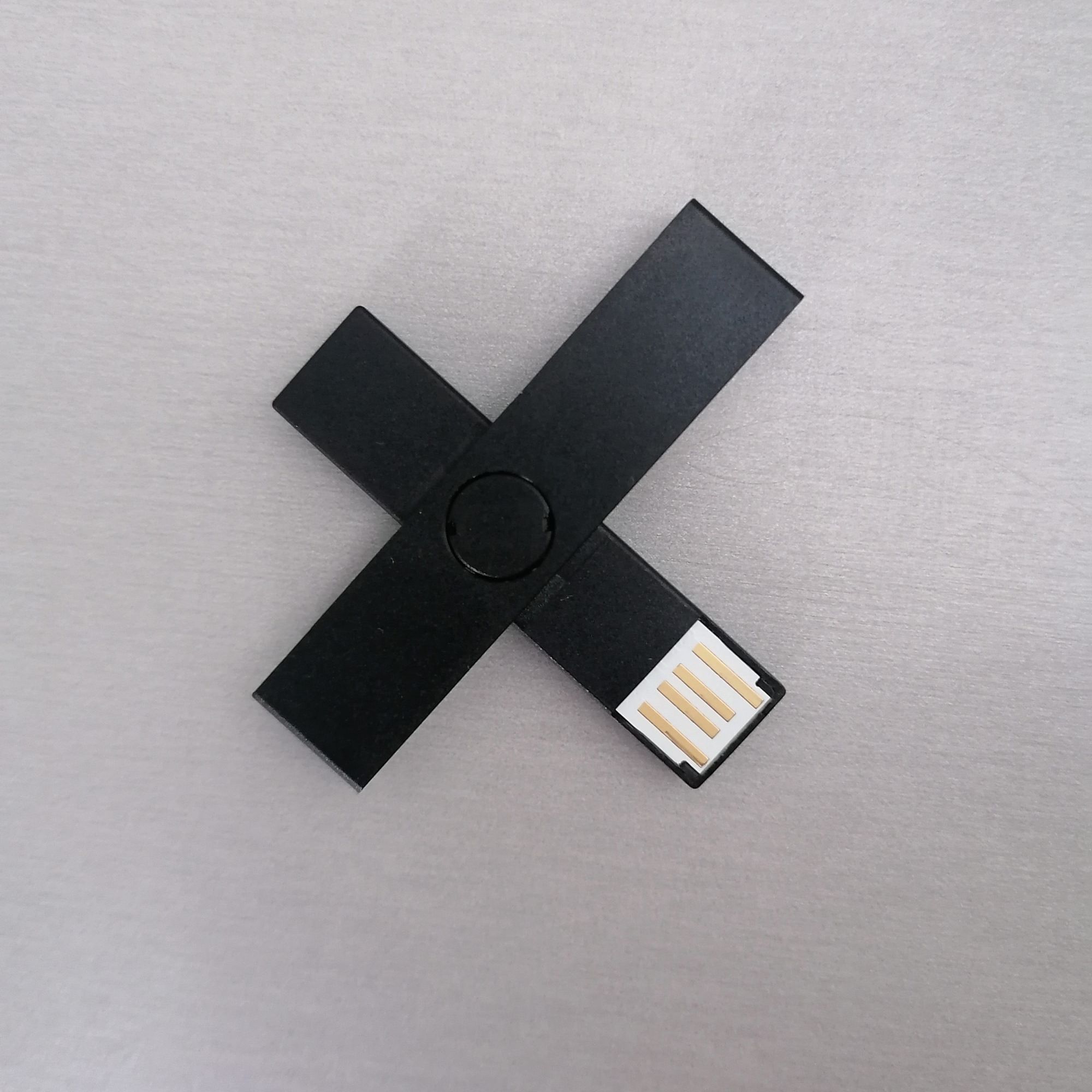 Pav.4: USB kortelių skaitytuvas